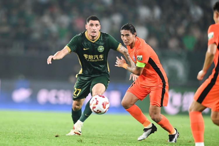 轮浙江绿城, 发阵容, 适应了俱乐 轮浙江绿城, 发阵容, 适应了俱乐