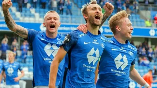 球队面临一 球队面临一